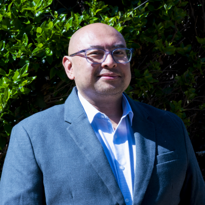 Headshot of Mark Malonzo