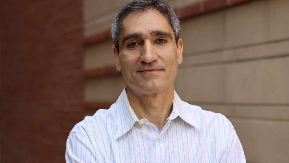 Headshot of Hooman Darabi